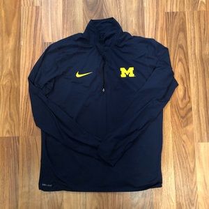 Nike 1/4 Zip Lightweight Dri-Fit Long Sleeve